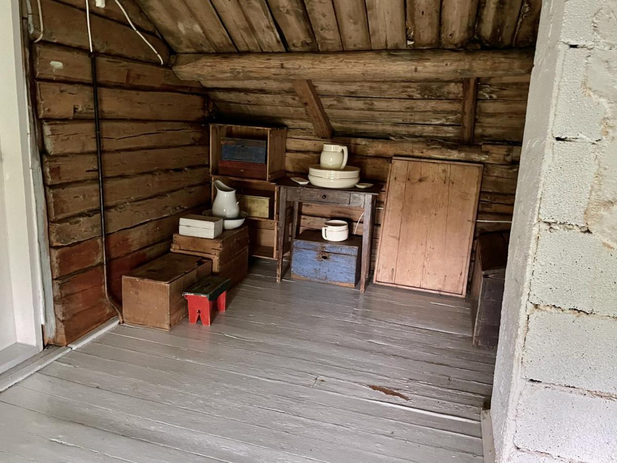 Grandmothers Cosy Farmhouse Fredvang Bagian luar foto