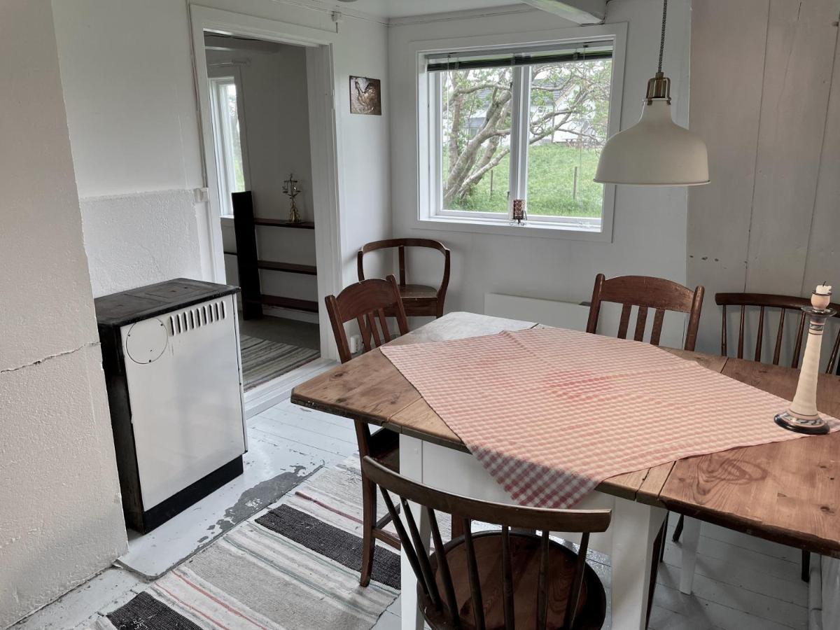 Grandmothers Cosy Farmhouse Fredvang Bagian luar foto